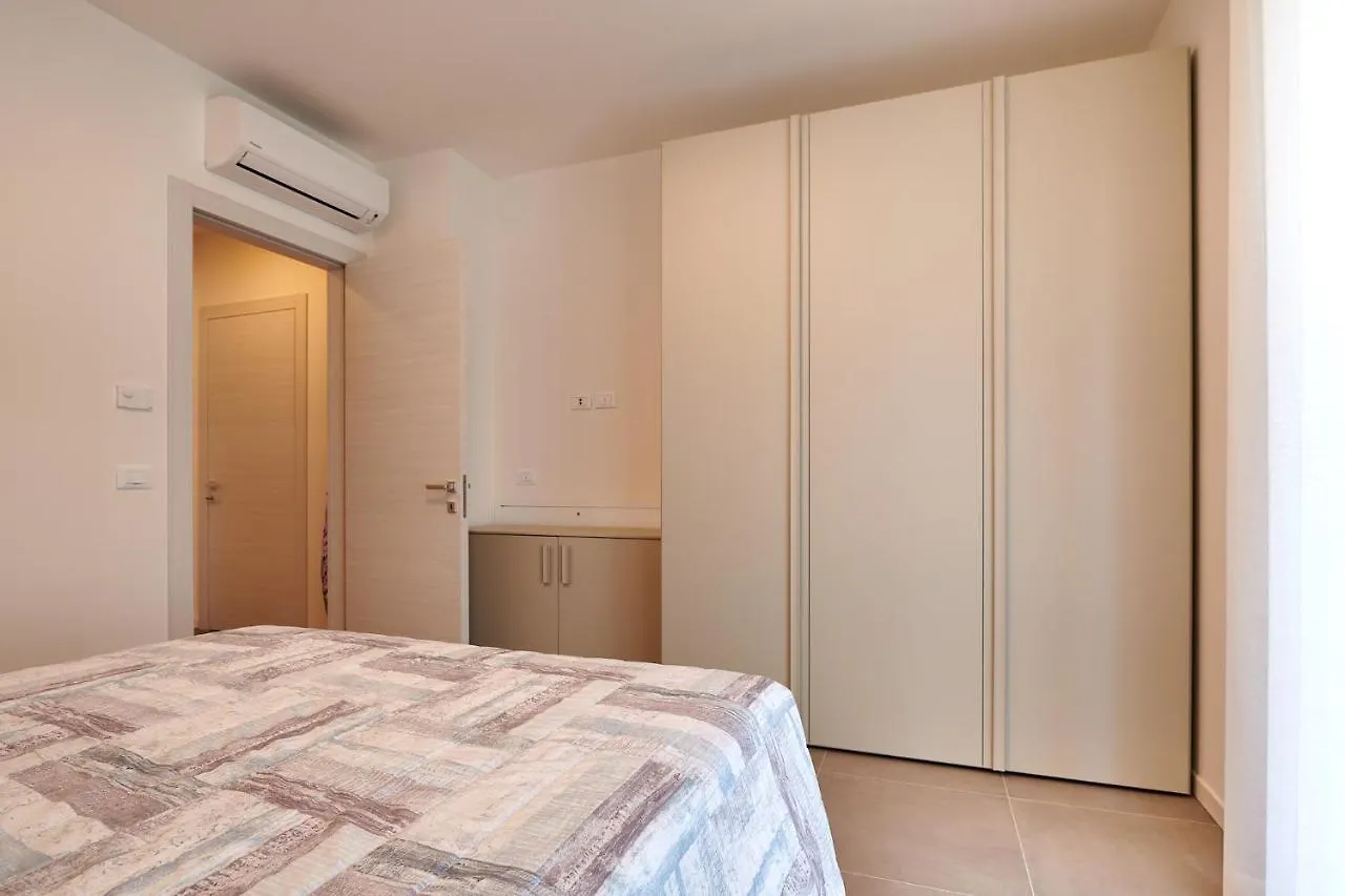 Apartmentsgarda - Residenza Monte Baldo - Garda Italy