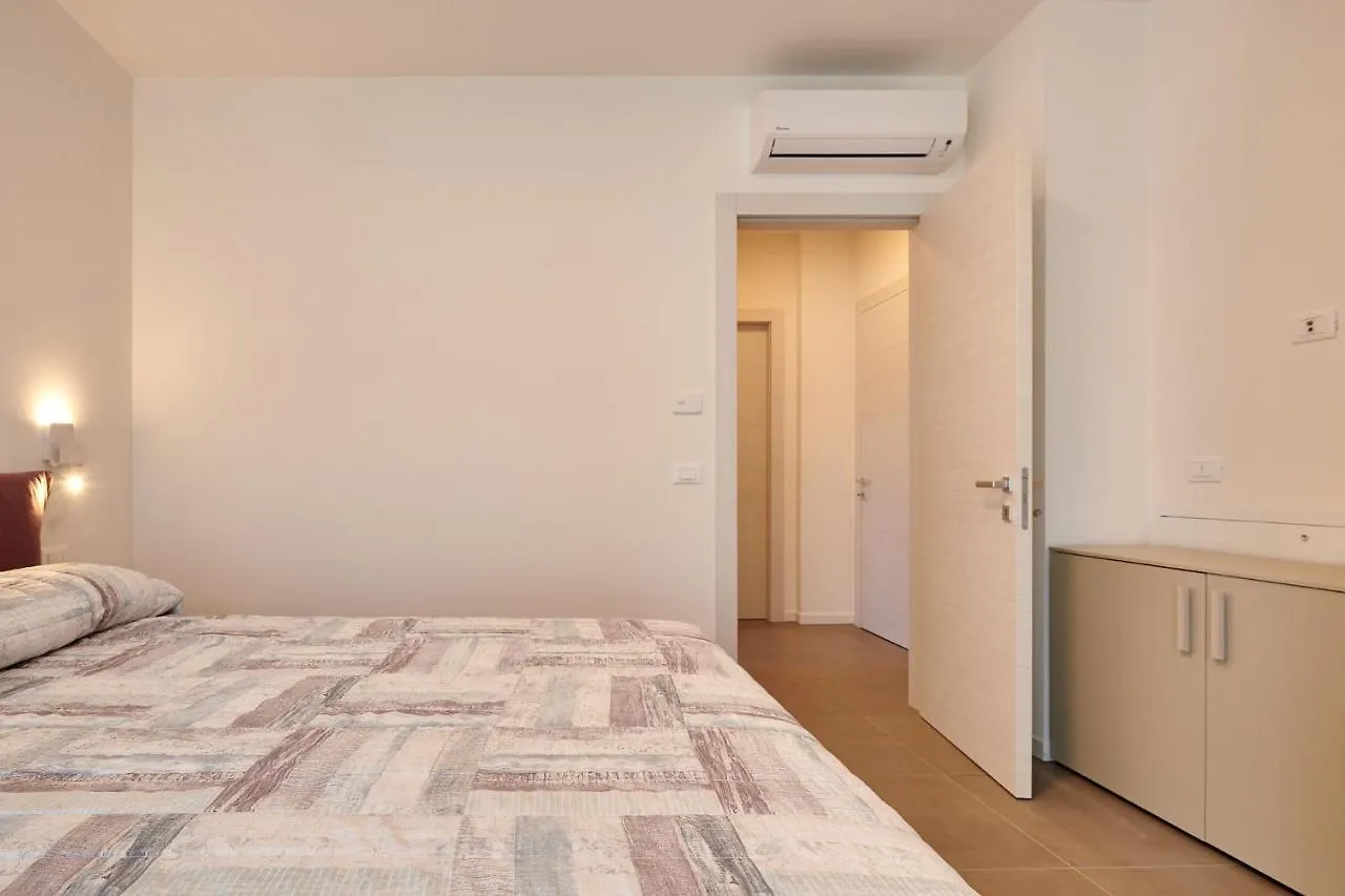 Apartmentsgarda - Residenza Monte Baldo - Garda Garda (Verona)