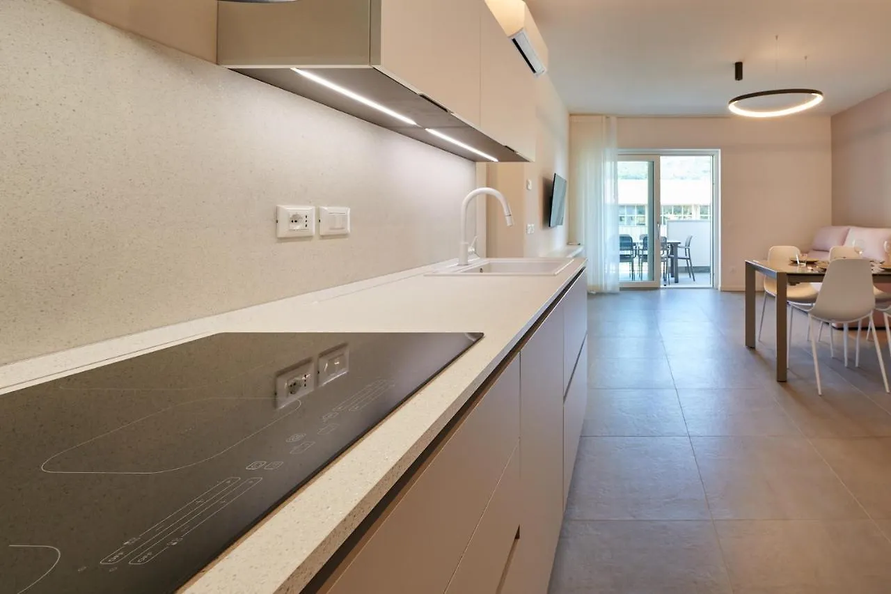 Apartmentsgarda - Residenza Monte Baldo - Garda 0*, Garda (Verona)