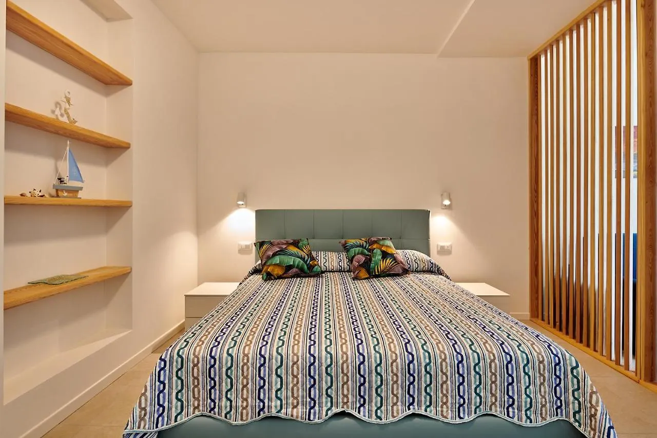 Apartment Apartmentsgarda - Residenza Monte Baldo - Garda Italy
