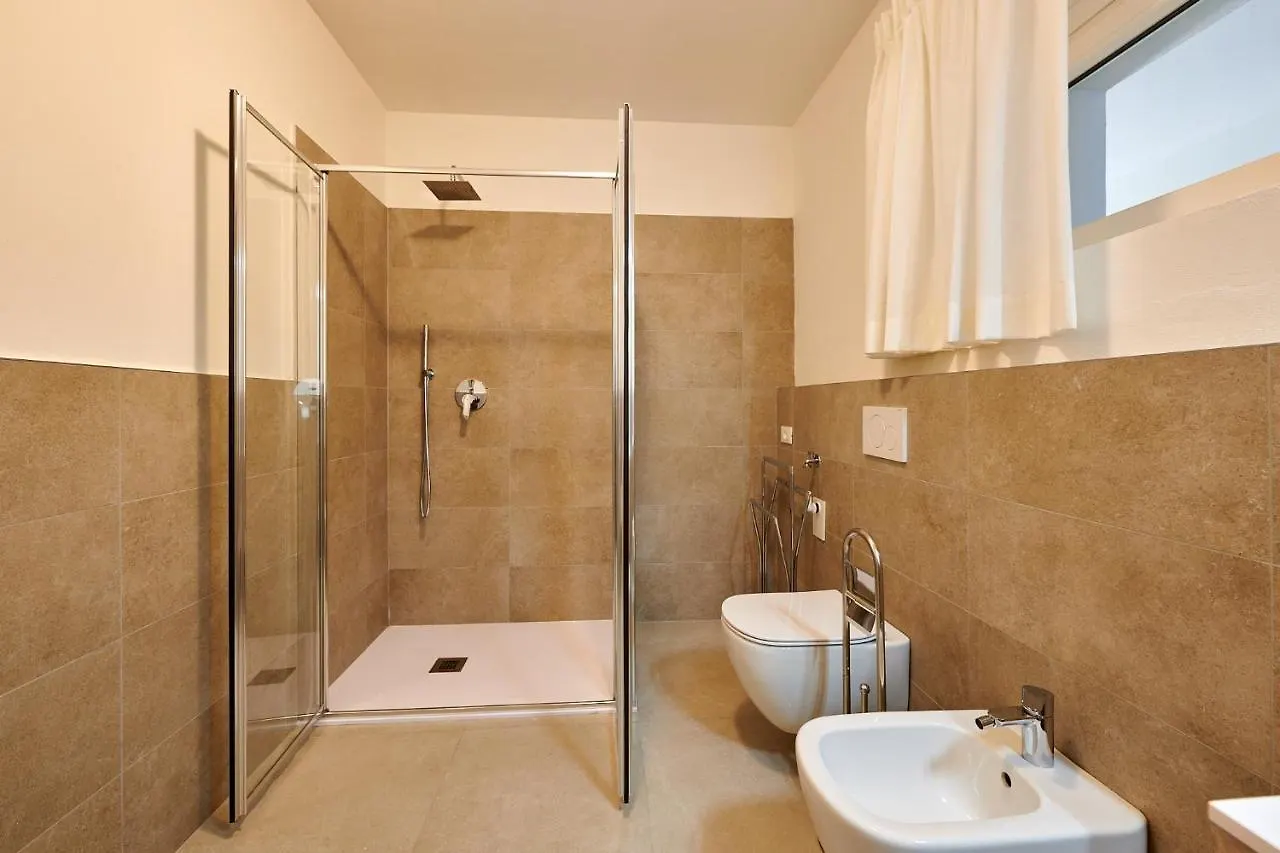 Apartmentsgarda - Residenza Monte Baldo - Garda Apartment Garda (Verona)