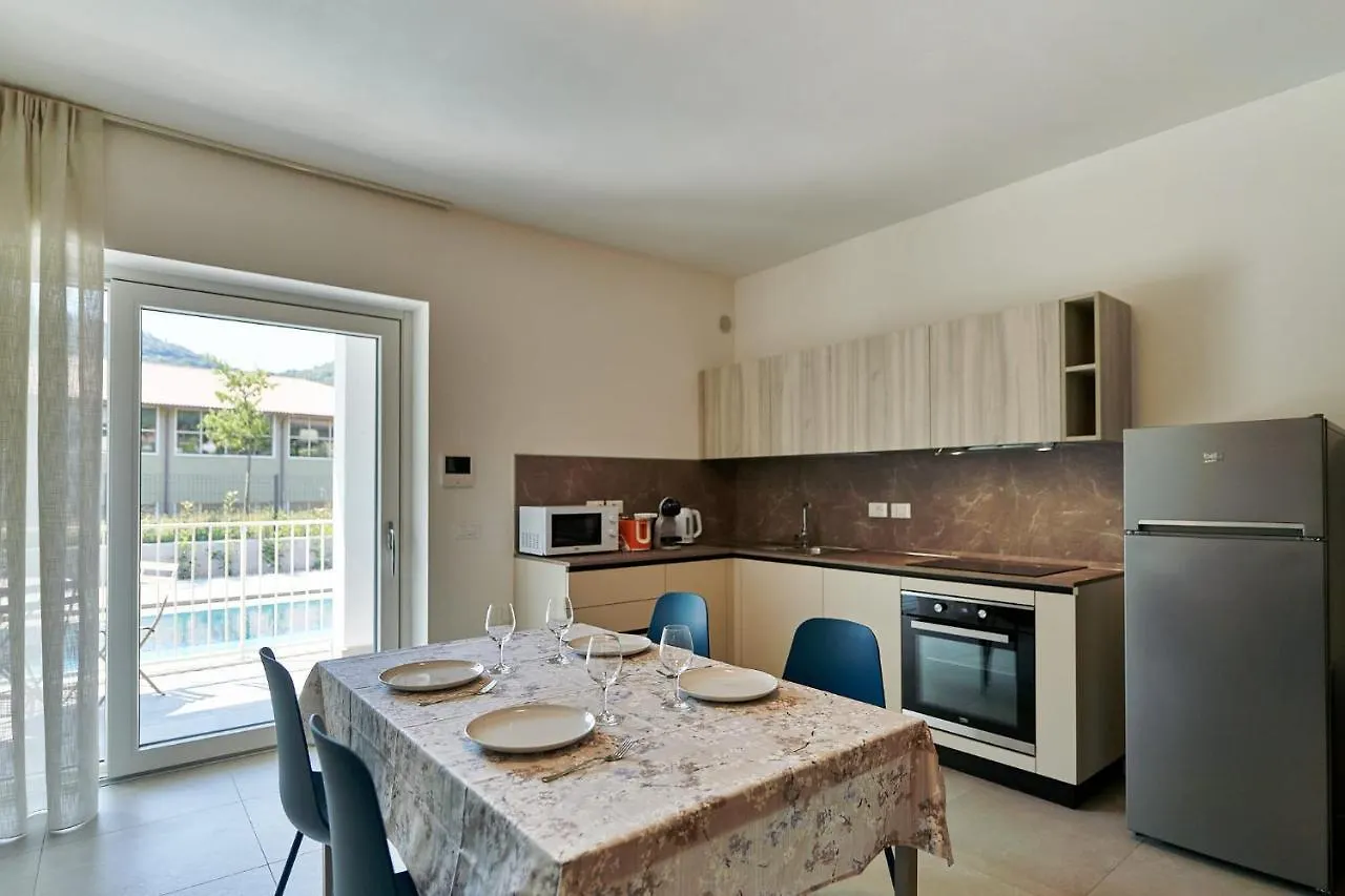 Apartmentsgarda - Residenza Monte Baldo - Garda Italy