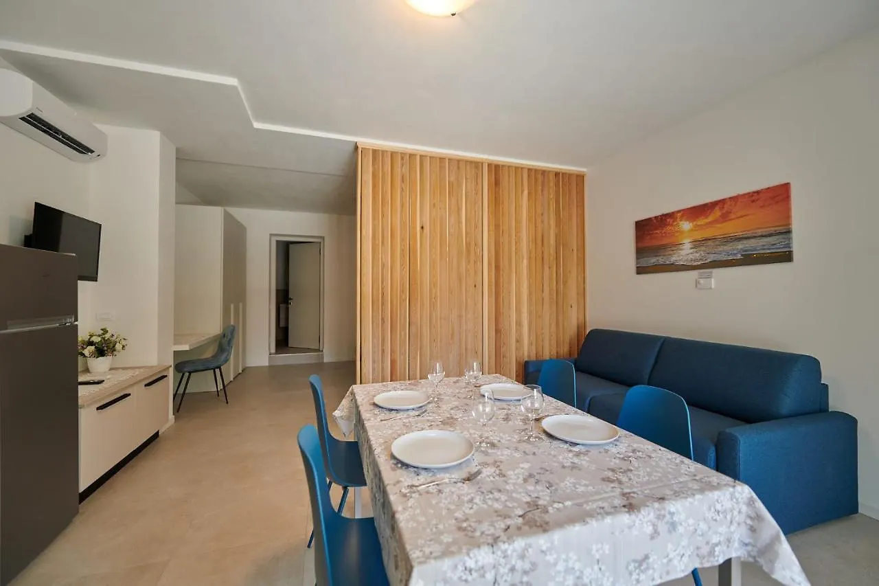 Apartment Apartmentsgarda - Residenza Monte Baldo - Garda Italy